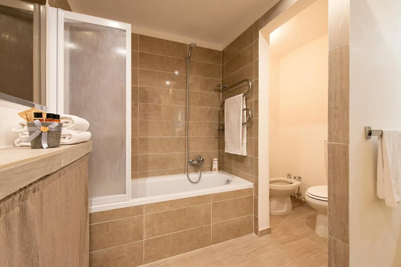 Rome Trevi Fountain Apartment