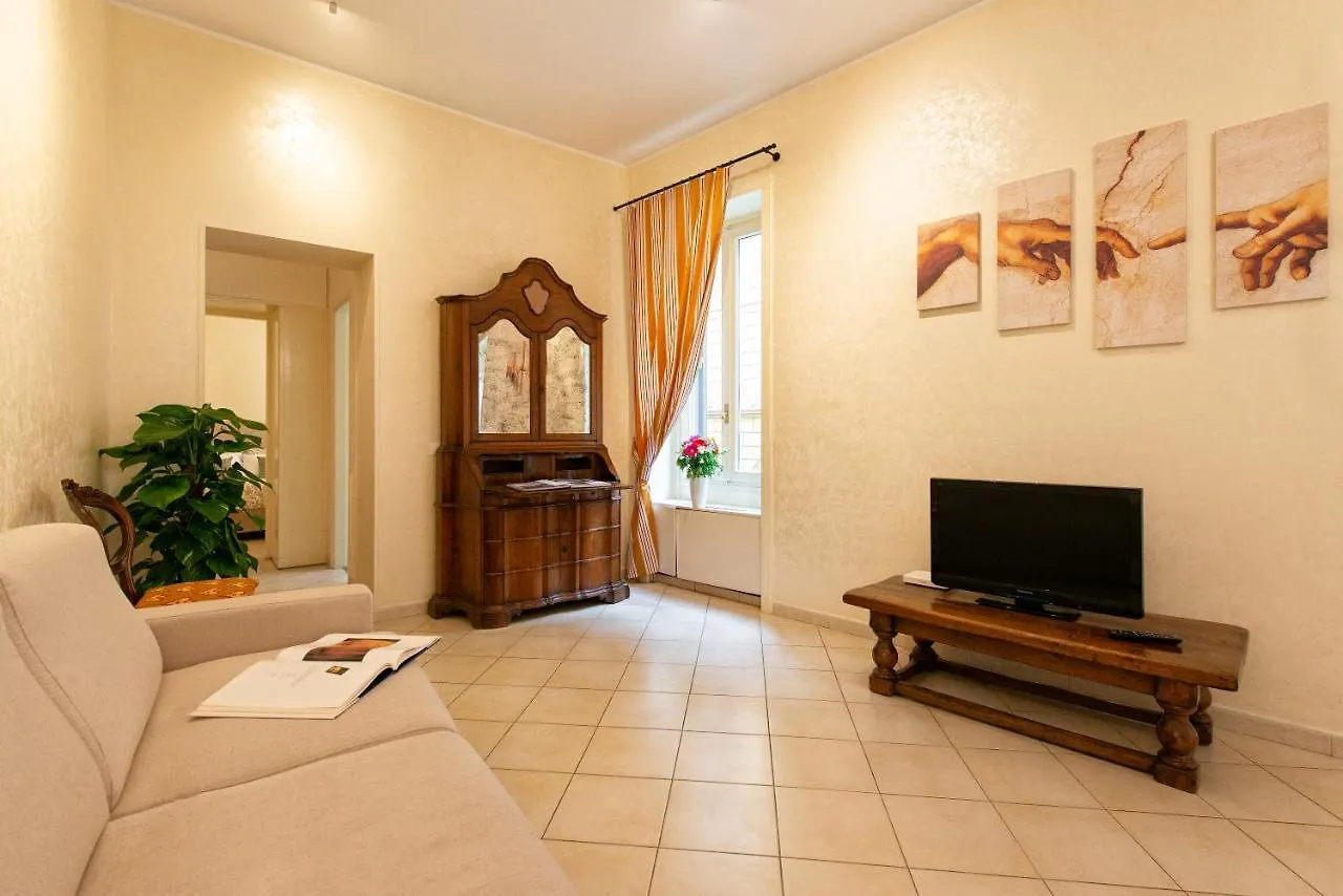 Rome Trevi Fountain Apartment